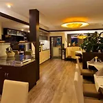 - Restaurant Sonneneck Hotel Dornstetten