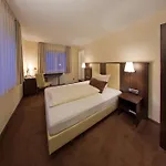 Hotel - Restaurant Sonneneck 3*