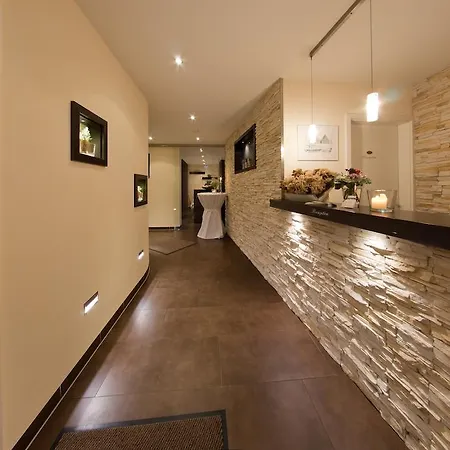 Hotel - Restaurant Sonneneck 3*